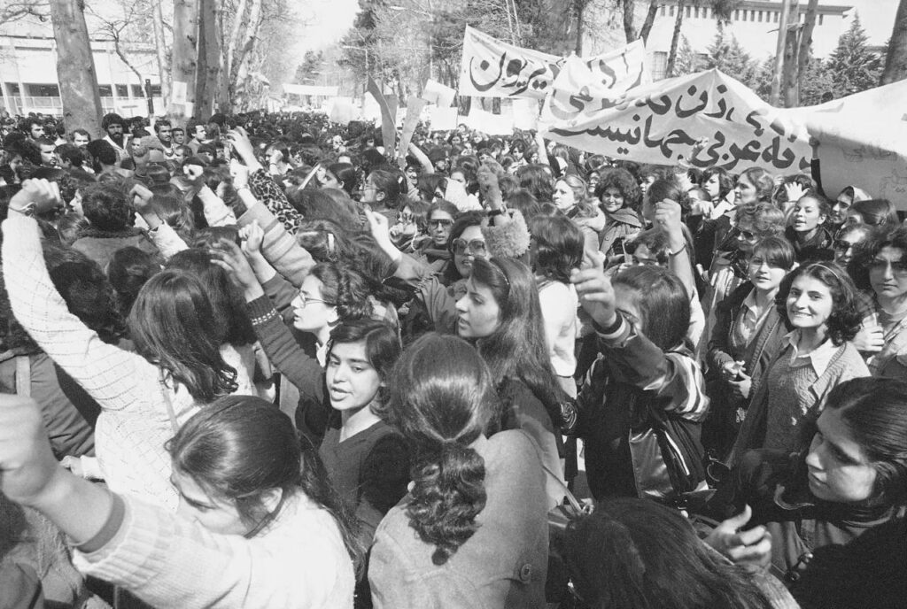Manifestación con pancarta